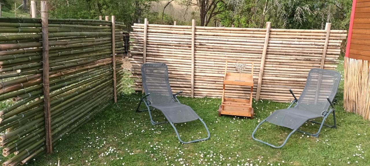 Les Gites Du Hameau Avec Piscine Castelnau-sur-Gupie 外观 照片